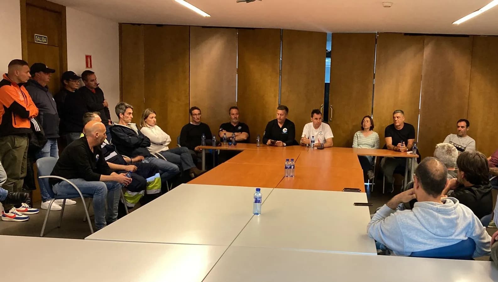 Coordinadora analiza la situación del convenio de las empresas Estibadoras, Consignatarias de Buques y Agentes de Aduanas de Asturias