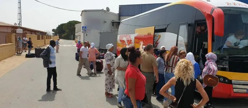 Empiezan a coordinar el retorno del contingente de las 12.617 temporeras desde Algeciras a TángerMed