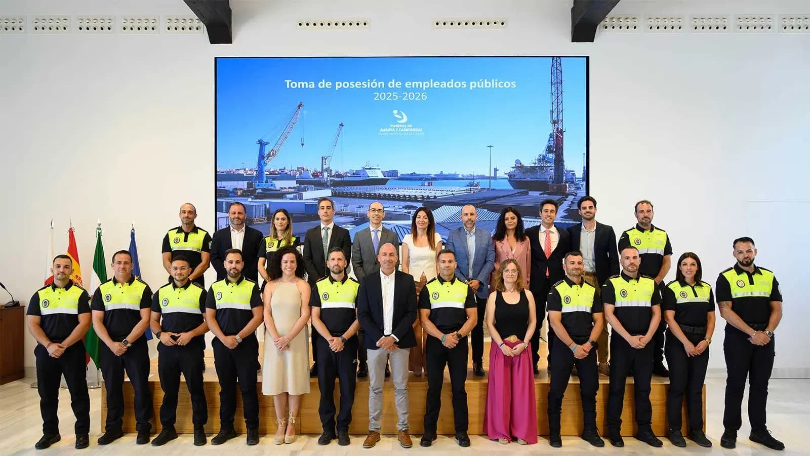 La Autoridad Portuaria de Almería incorpora a quince nuevos empleados públicos y formaliza nueve promociones internas