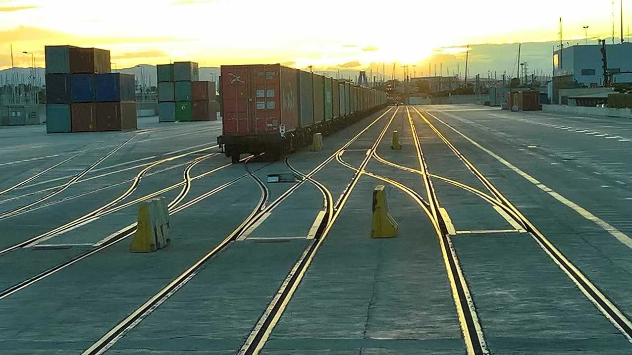 La Autoridad Portuaria de Valencia licita la remodelación de la terminal ferroviaria para recibir trenes de 750 metros