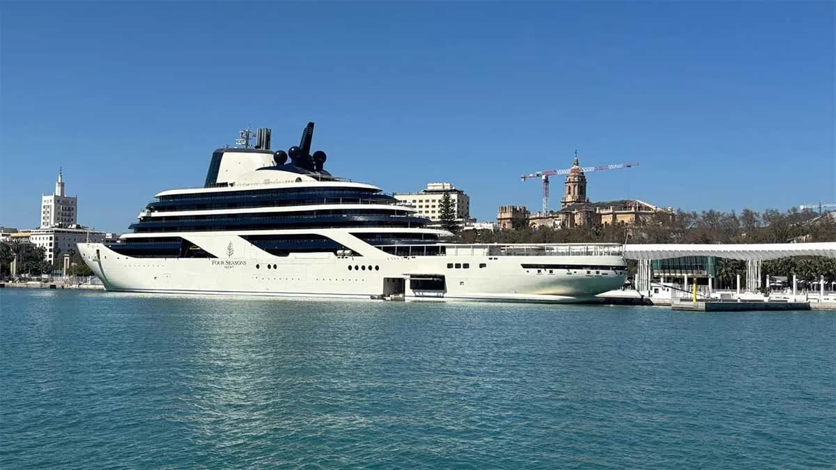 El Puerto de Málaga espera 117 cruceros y 172.000 pasajeros entre marzo y junio con el bautismo del Four Seasons Yacht como apertura de temporada