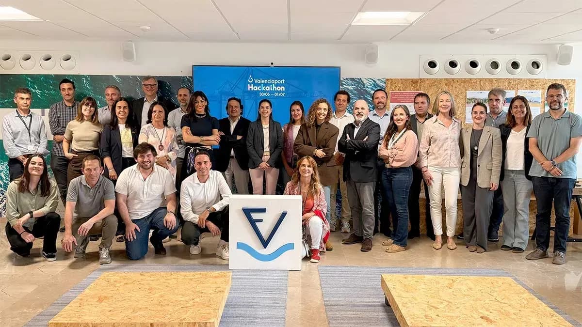 Opentop lanza la sexta edición del Valenciaport Hackathon con formato internacional y tres retos centrados en IA, movilidad y gestión energética