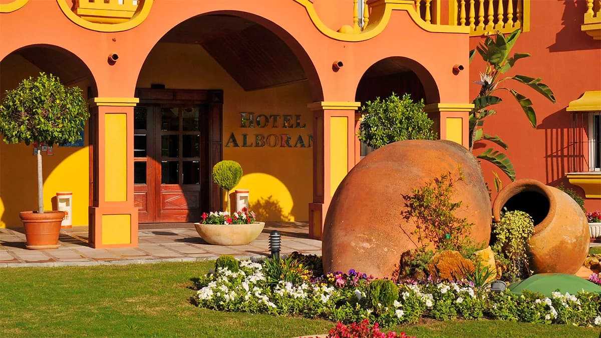 El Hotel Alborán celebra su tradicional “Fiesta de la Navidad”