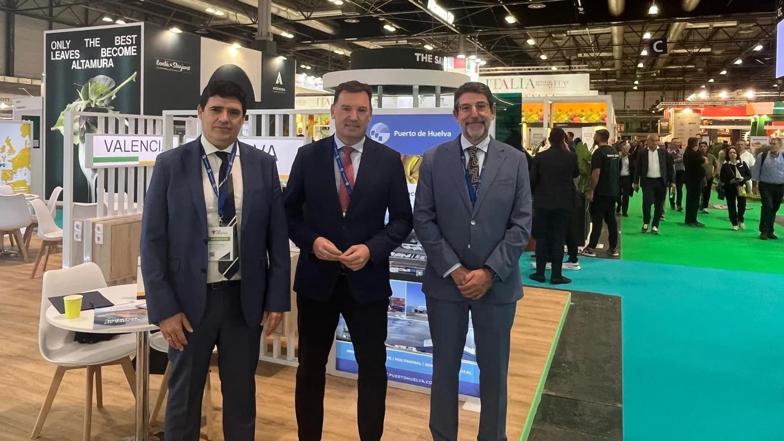 El Puerto de Huelva presenta en Fruit Attraction su estrategia logística para los tráficos hortofrutícolas