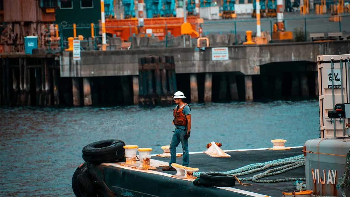 La importancia del inglés en el sector portuario y marítimo