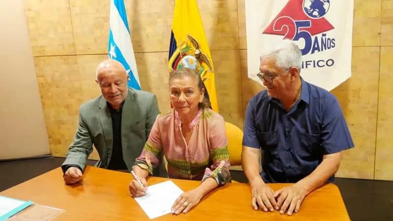IMBS y la Universidad del Pacífico firman acuerdo para fortalecer la educación marítima y portuaria