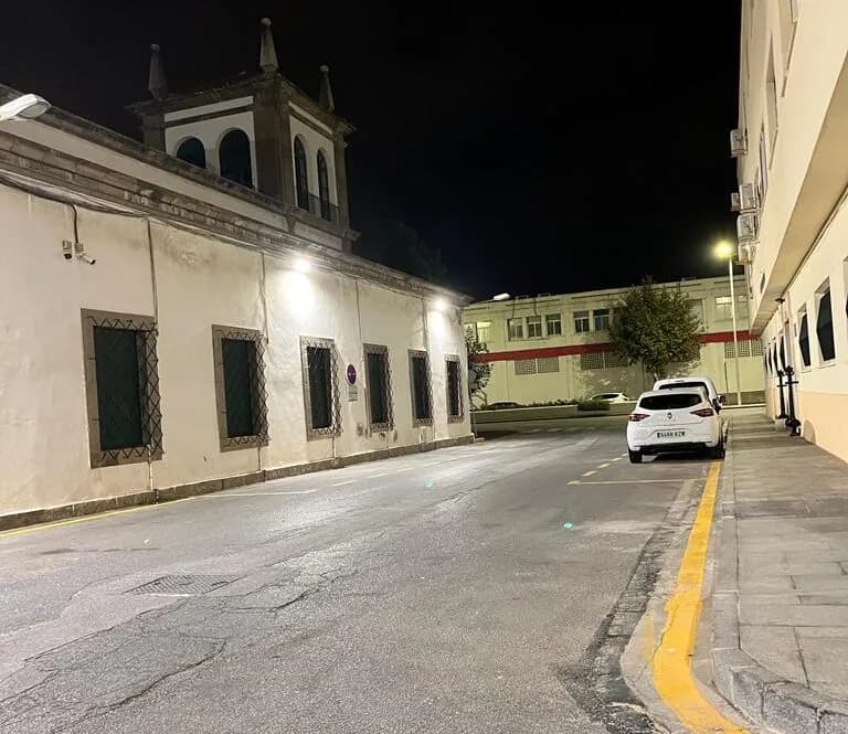 La Autoridad Portuaria de Ceuta instala nuevas luminarias LED en los viales interiores de Juan de Borbón