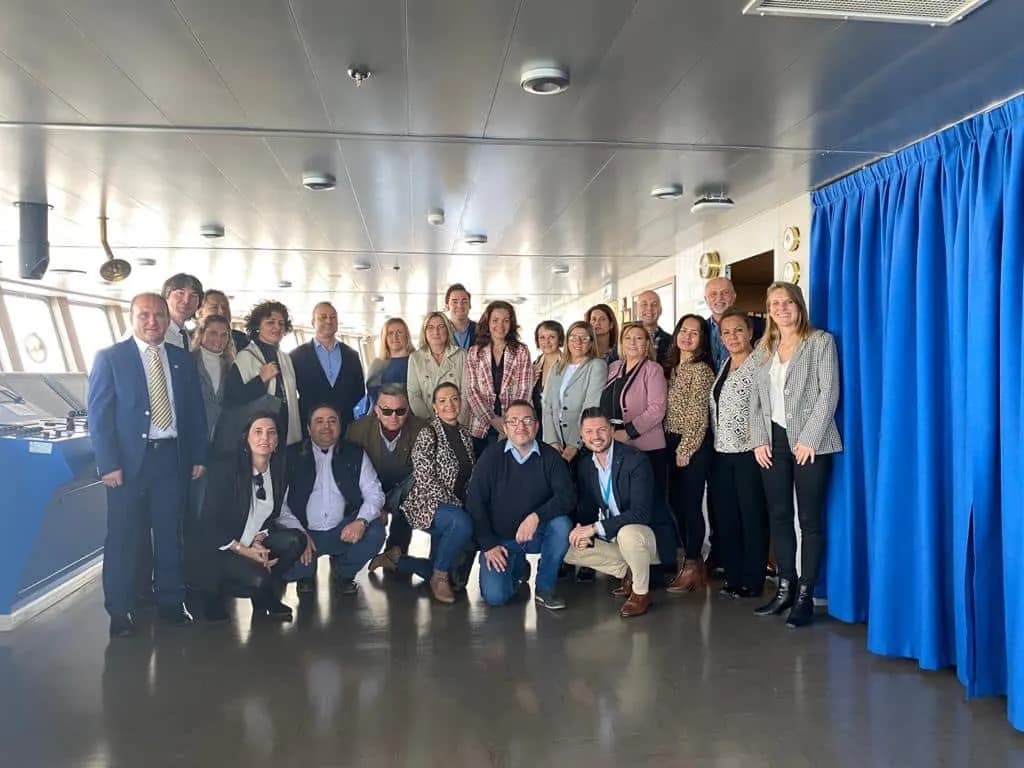 Baleària & Fred. Olsen Express presentan a agentes de viaje andaluces su barco propulsado a gas en la ruta Huelva-Canarias