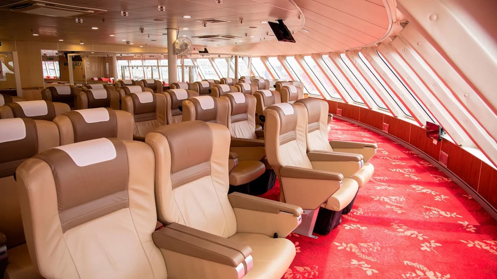 Balearia reactiva el buque Avemar Dos y FRS ajusta horarios en la ruta Algeciras-Ceuta