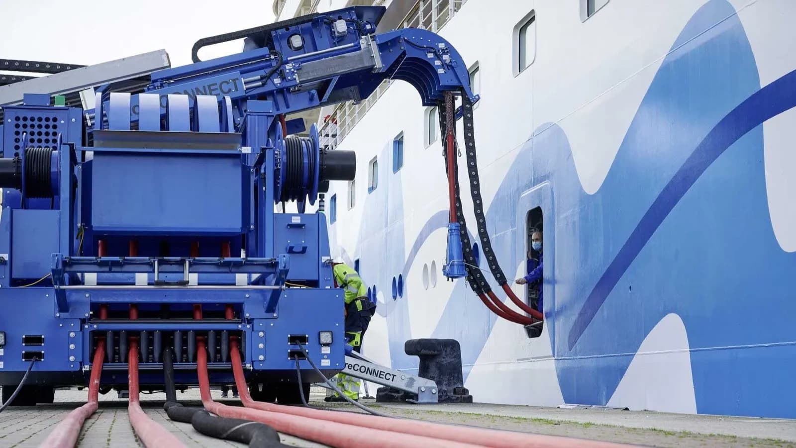 El Puerto de Bilbao y la Fundación Valenciaport entre los finalistas de los premios de sostenibilidad de la IAPH