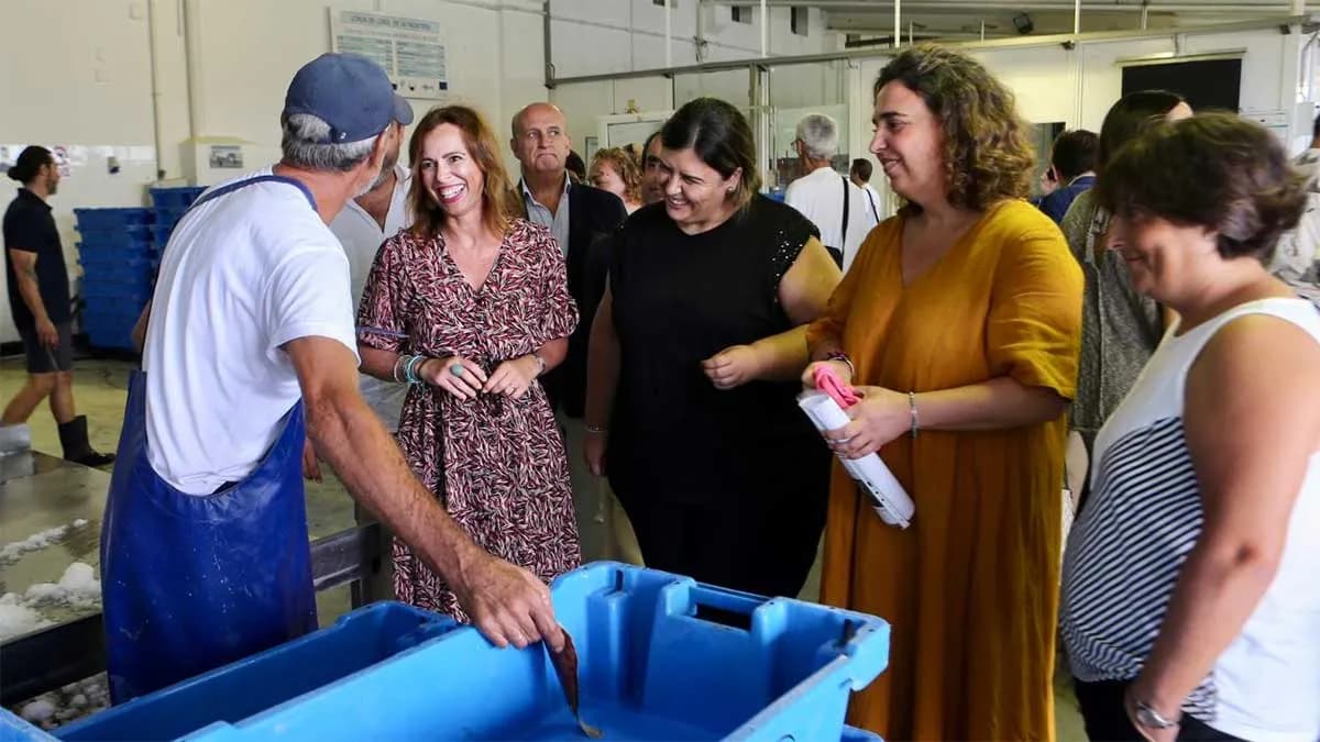 La Junta de Andalucía destaca la inversión de cinco millones en la modernización del puerto pesquero de Conil