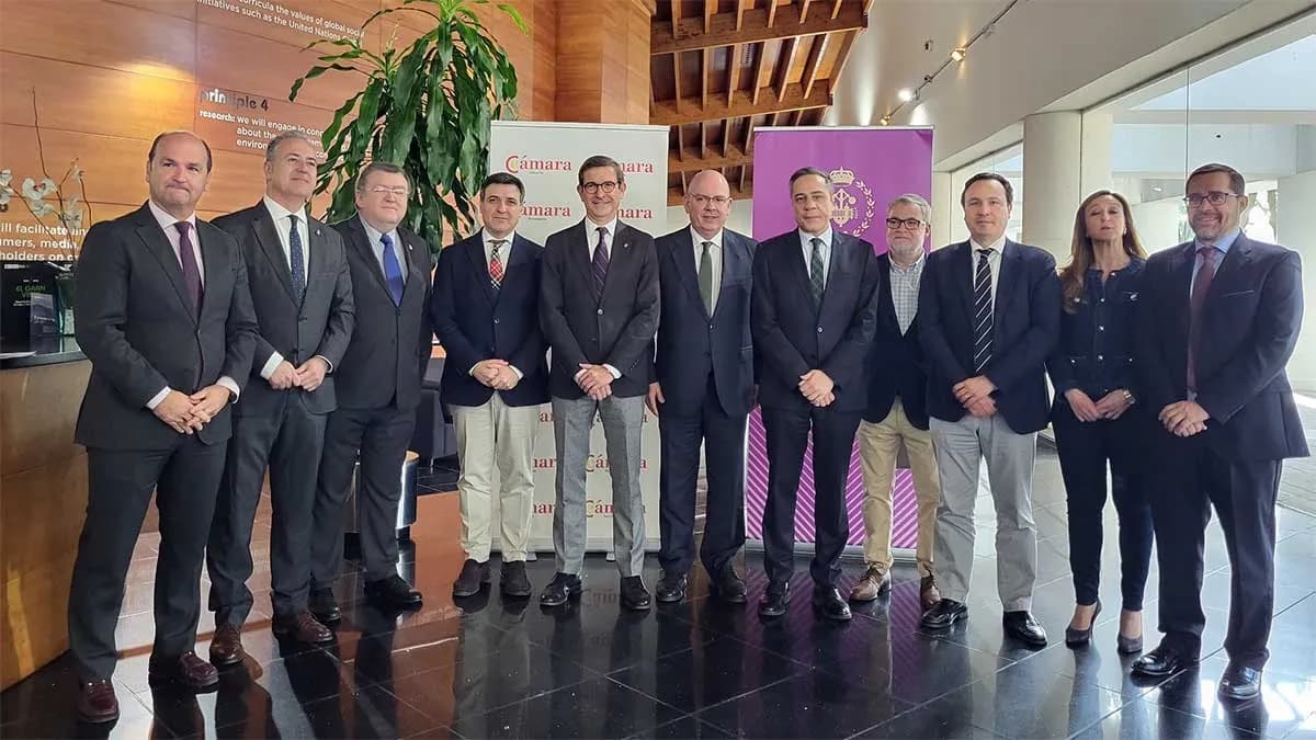 Andalucía apuesta por la colaboración público-privada para modernizar sus espacios productivos