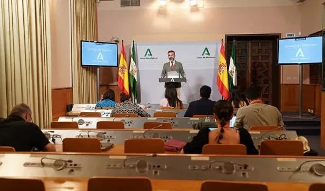 Andalucía insta al Gobierno a garantizar la eficiencia fronteriza