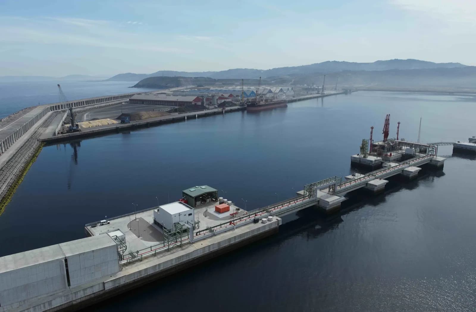 El acceso ferroviario al Puerto Exterior de Punta Langosteira inicia nueva fase con voladuras controladas en el túnel 3