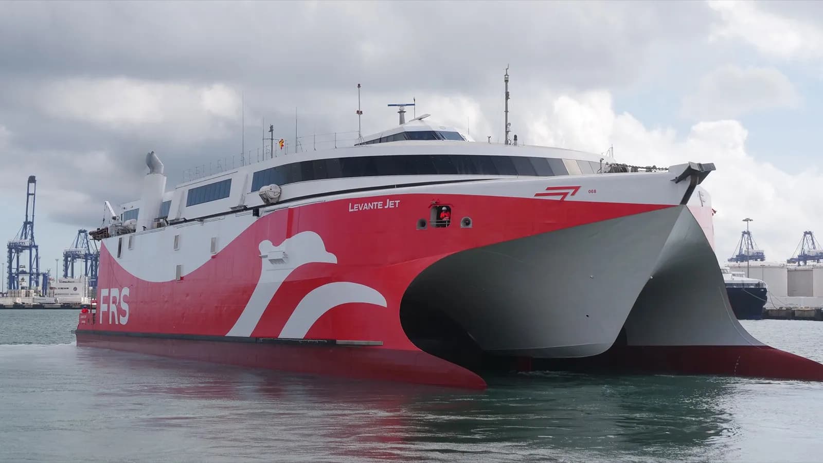 FRS reanudará la conexión marítima entre Algeciras y Ceuta el próximo 6 de junio con el «Levante Jet»
