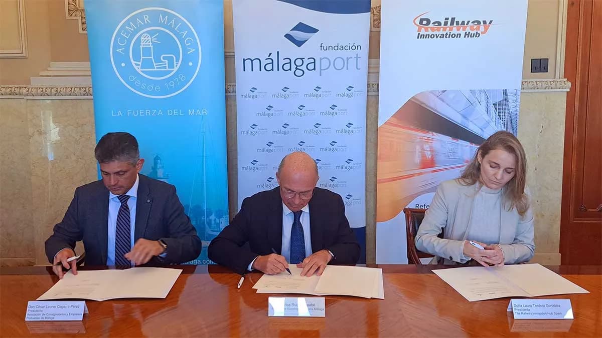 La Fundación Málagaport, Railway Innovation Hub y ACEMAR firman un acuerdo para fortalecer el sector ferro-portuario