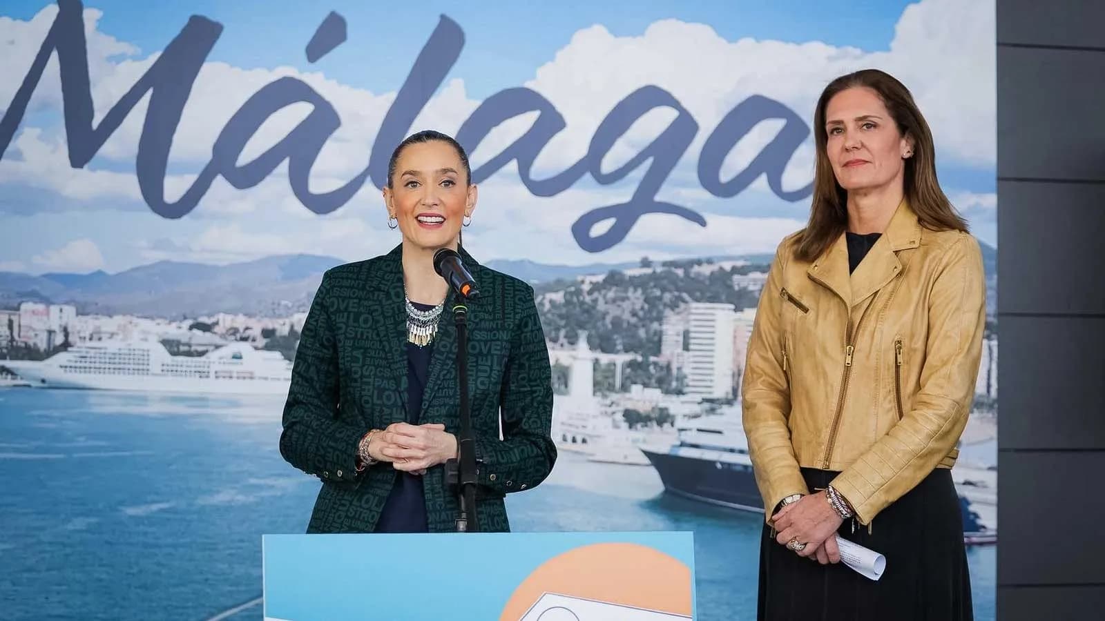 El Ayuntamiento de Málaga relanza el programa «Málaga Cruise Shops» para conectar a los cruceristas con el pequeño comercio del centro histórico