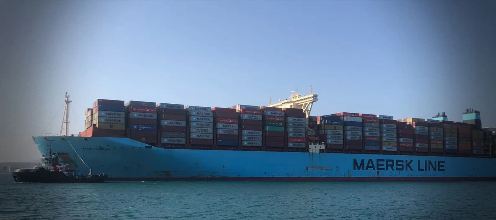 Llega a Algeciras el primero de los buques bloqueados en canal de Suez con destino a España