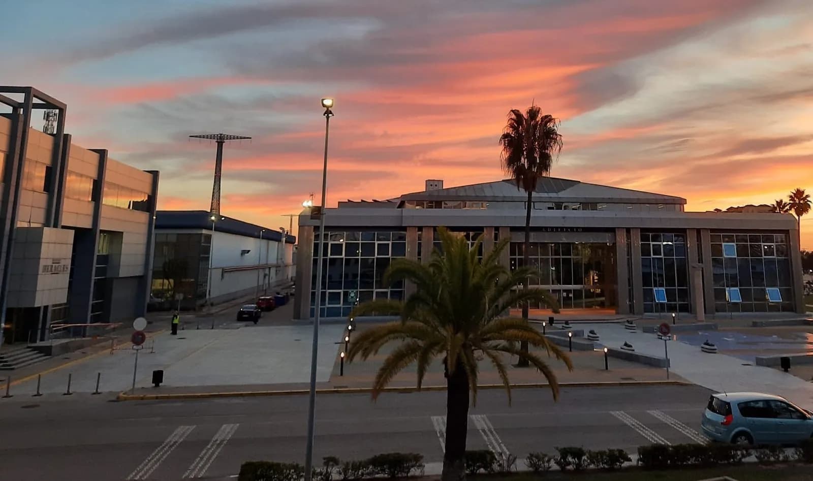 La Zona Franca de Cádiz se convierte en un espacio cardioprotegido