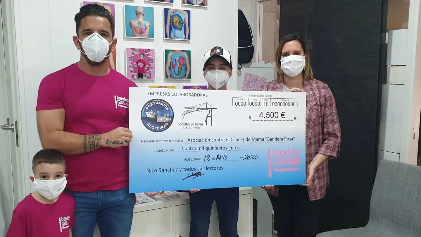 La venta de la novela del estibador Nico Sánchez reporta 4.500 euros para Bandera Rosa