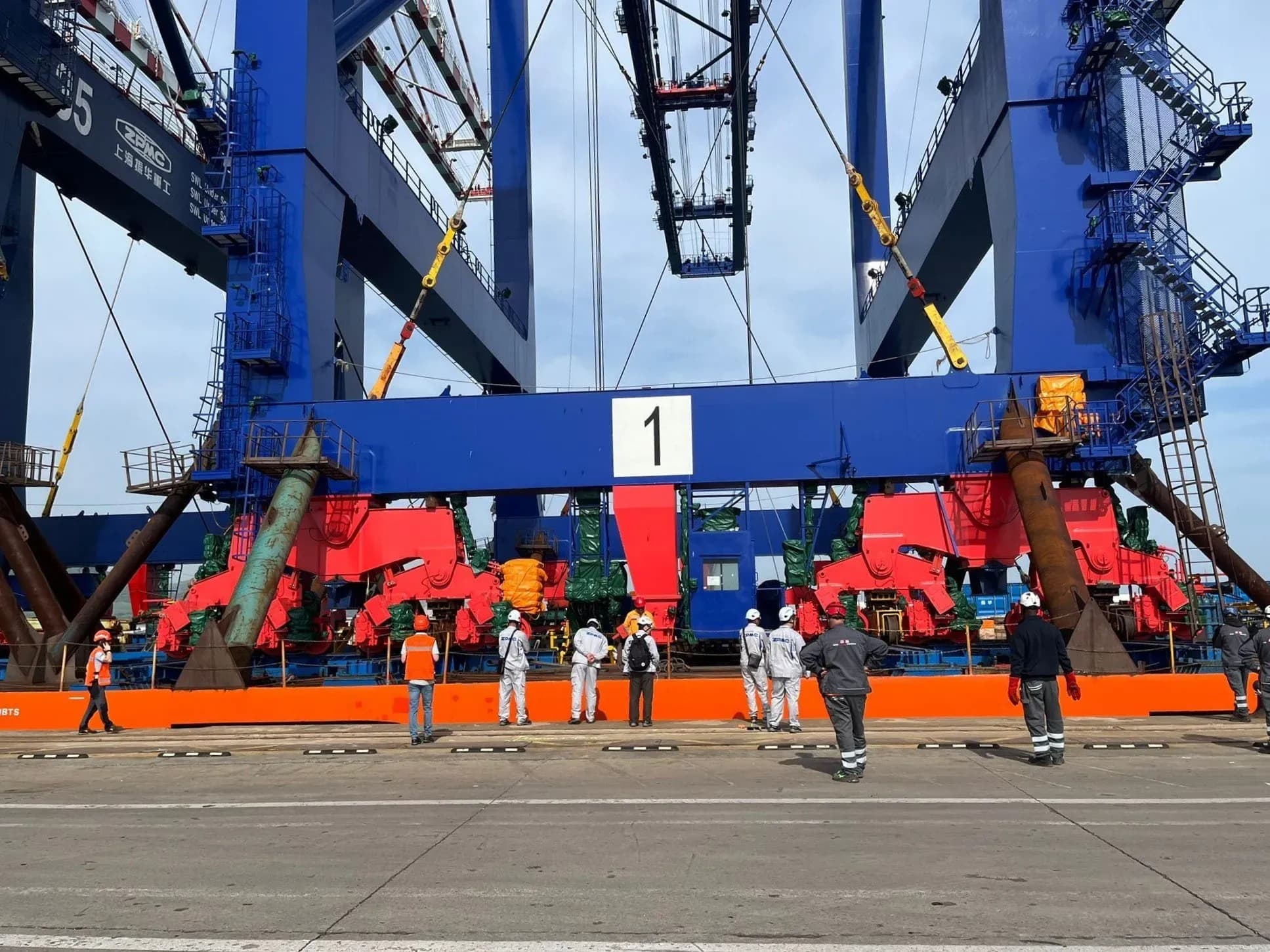 CSP Iberian Bilbao Terminal refuerza su capacidad con una nueva grúa Super Post Panamax
