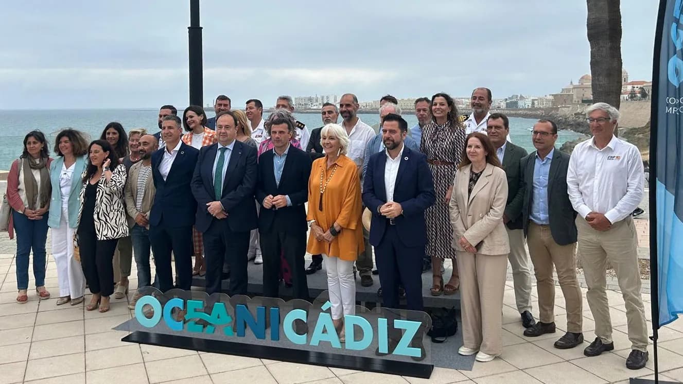 Cádiz presenta su candidatura para acoger un centro colaborador del Decenio de los Océanos de la Unesco