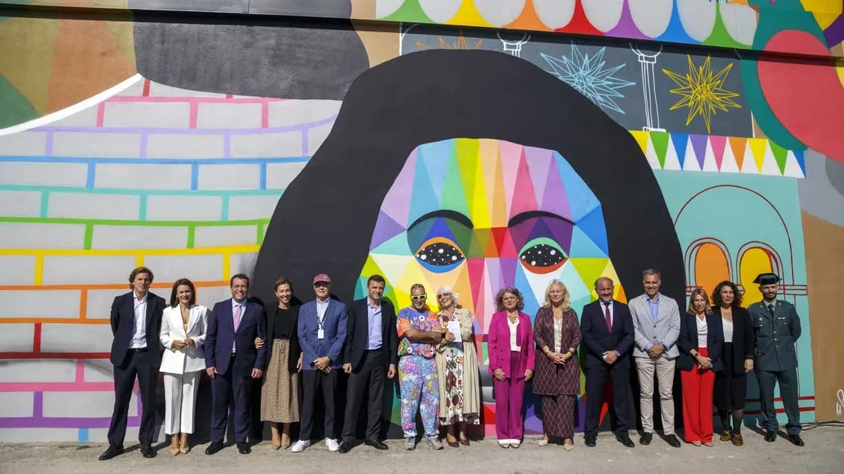 El Puerto de Cádiz presenta el mural «Pescadoras de recuerdos» en el muelle Alfonso XIII