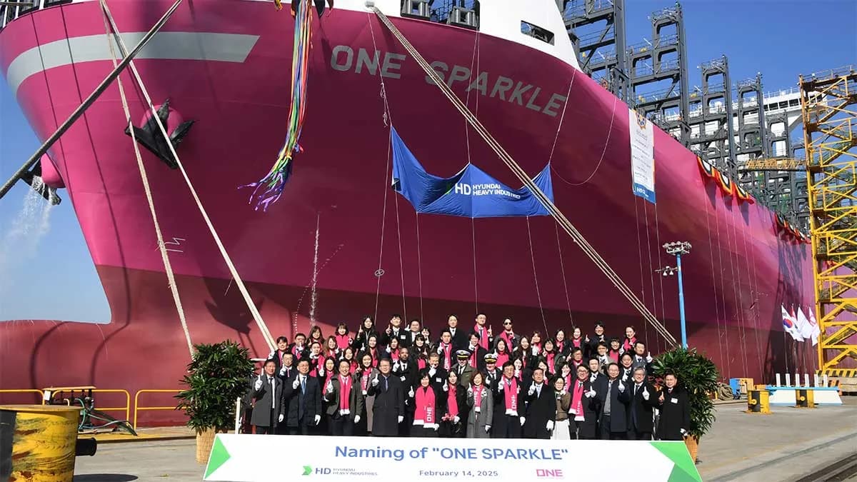 Ocean Network Express refuerza su flota sostenible con el bautizo del “ONE Sparkle”