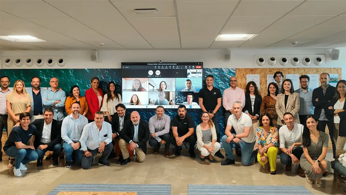 Opentop lanza el IV Valenciaport Hackathon para mejorar la eficiencia y sostenibilidad del sector portuario