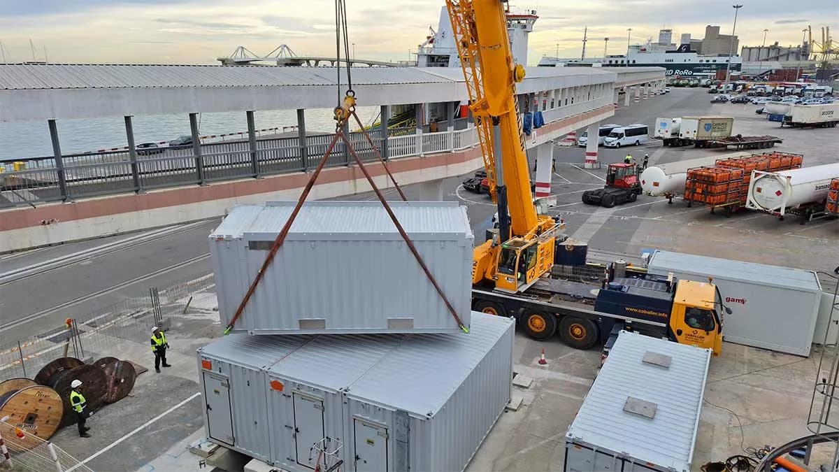 El primer sistema OPS para ferrys del Puerto de Barcelona estará operativo en enero