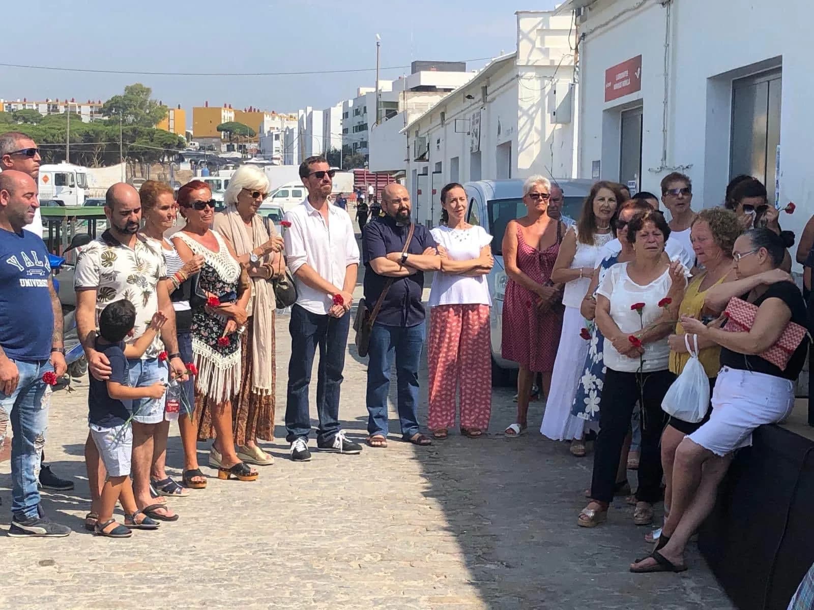 Barbate homenajea a las víctimas del naufragio del ‘Nueva Pepita Aurora’ en su duodécimo aniversario