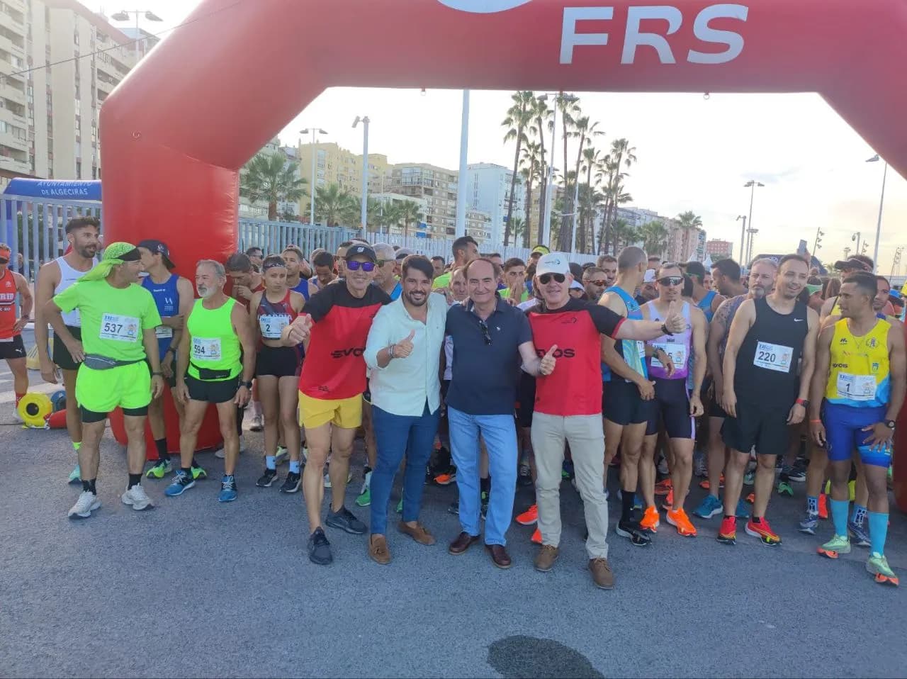 Un millar de corredores se dan cita en la XXI Carrera Popular Puerto Bahía de Algeciras