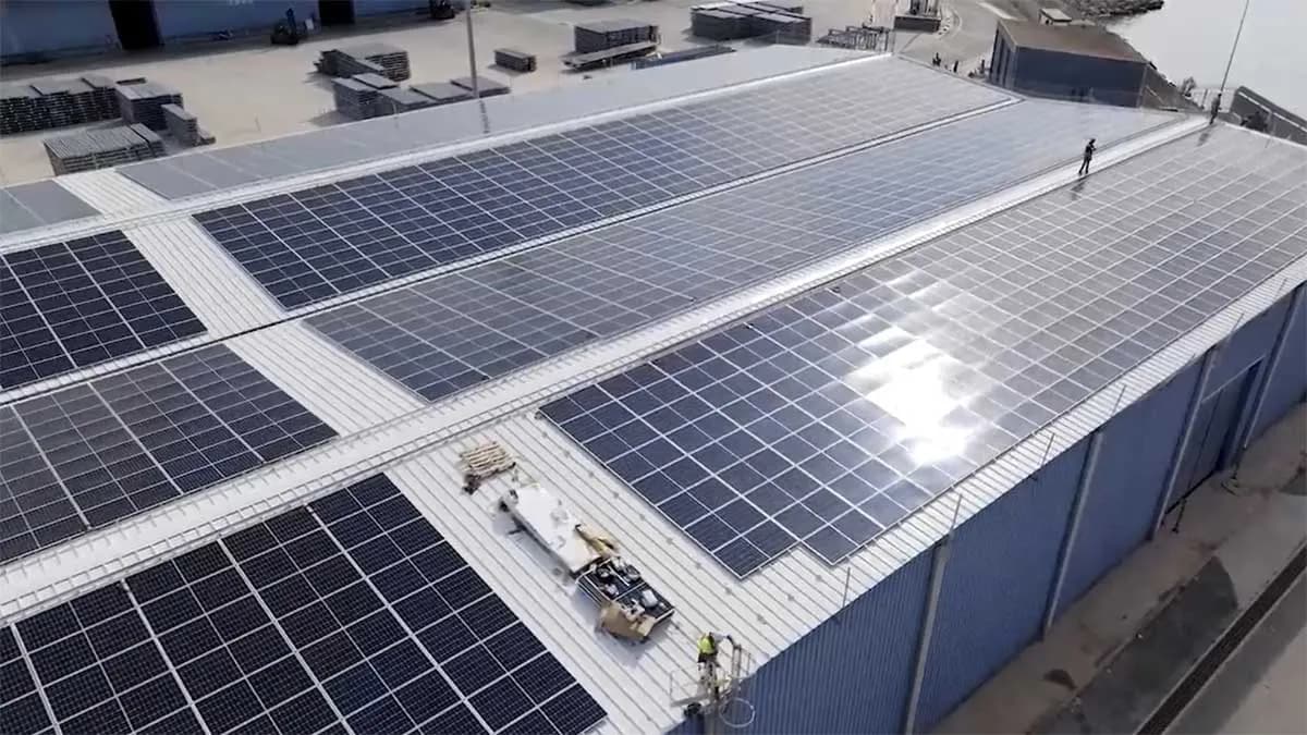 Valenciaport optimiza su producción de energía solar y reduce más de 100 toneladas de CO2
