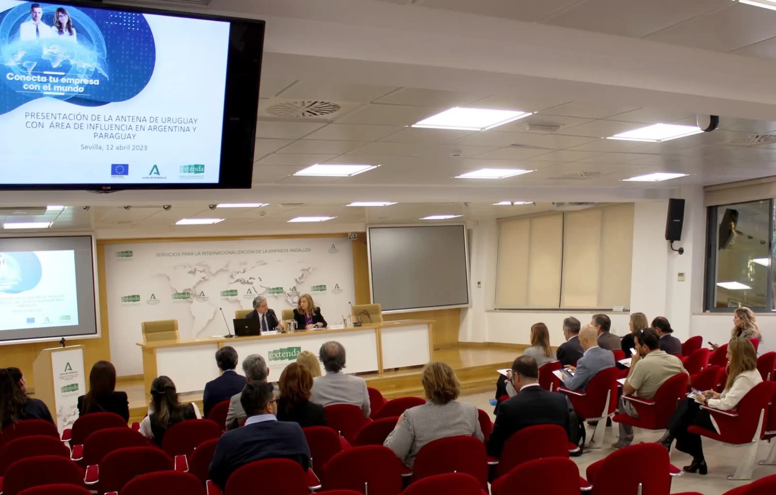 Nueva Antena de Negocios de la Junta en Uruguay