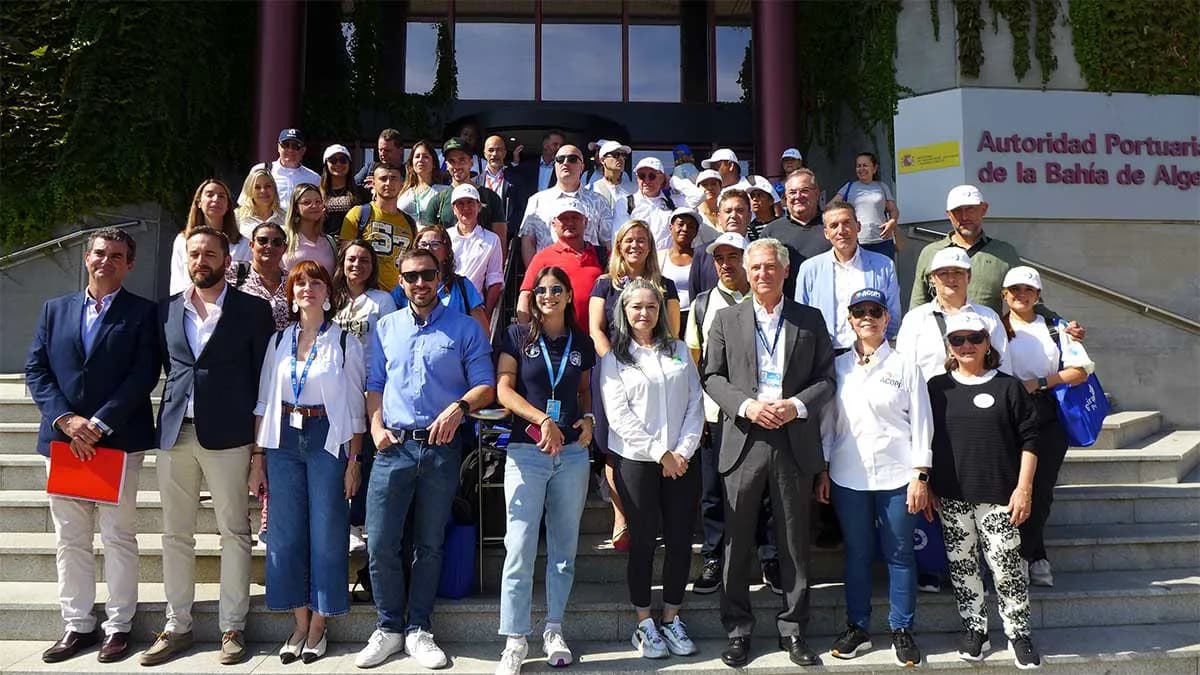 Una delegación colombiana visita el Puerto de Algeciras para fortalecer lazos comerciales y explorar oportunidades logísticas