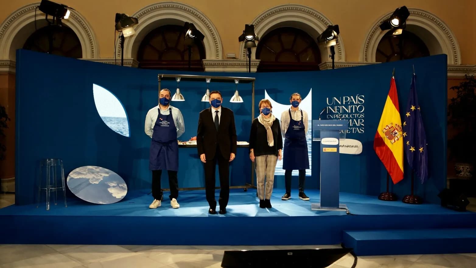 El Gobierno inicia una campaña para promocionar «Un país infinito en productos del mar y recetas»