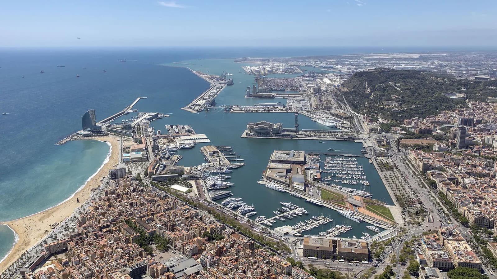 El Puerto de Barcelona y Logistop organizan una jornada sobre eficiencia y sostenibilidad portuaria