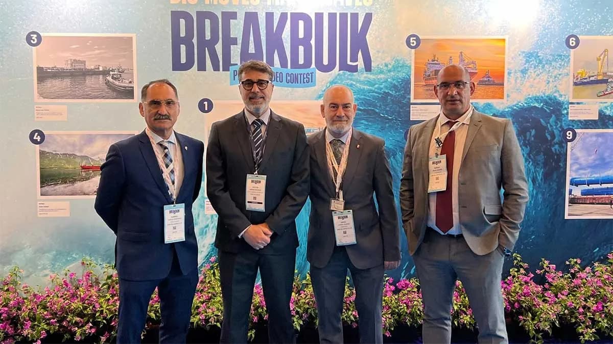 El Puerto de Ceuta participa en el Breakbulk de Róterdam para impulsar los tráficos de cargas especiales