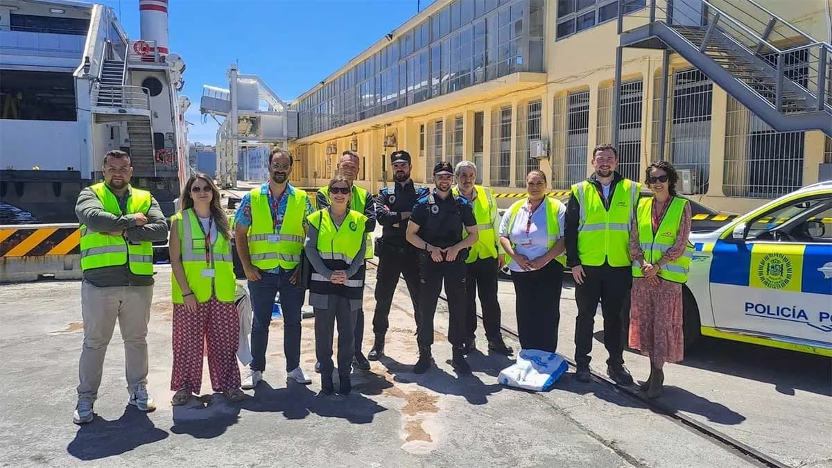 La Autoridad Portuaria de Ceuta realiza simulacro de contaminación en tierra en colaboración con Armas Trasmediterránea