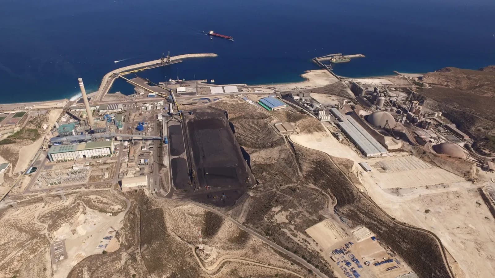 El Puerto de Carboneras podrá emitir certificados de sanidad a buques internacionales