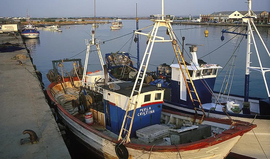 Pescadores y armadores plantearán soluciones a la subida del gasóleo