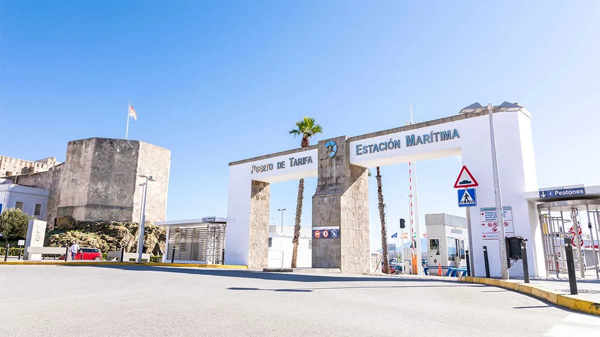 Las inclemencias meteorológicas afectan las conexiones marítimas en el Estrecho de Gibraltar