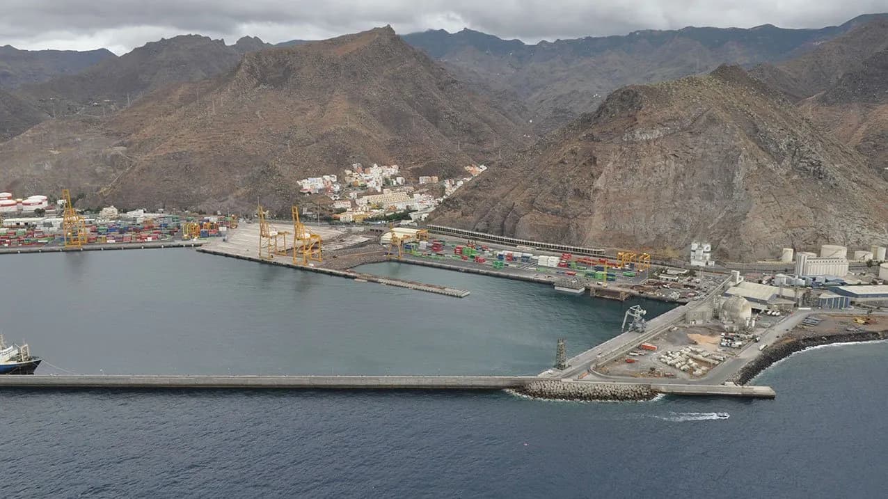 El puerto de Santa Cruz de Tenerife acoge un foro internacional sobre bunkering y sostenibilidad marítima