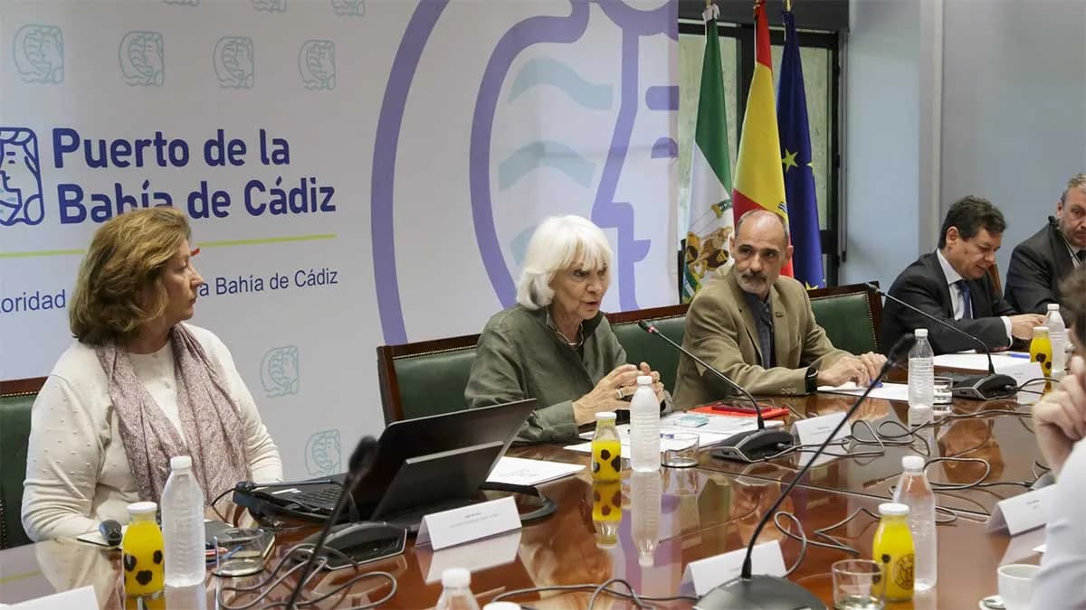 El Puerto de Cádiz recibe al presidente de la Organización Mundial de Ciudades y Plataformas Logísticas