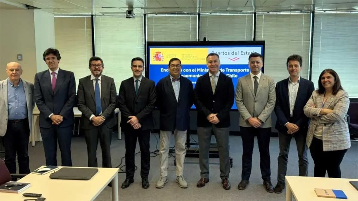 Puertos del Estado recibe a una delegación de Chile para tratar la transición energética portuaria