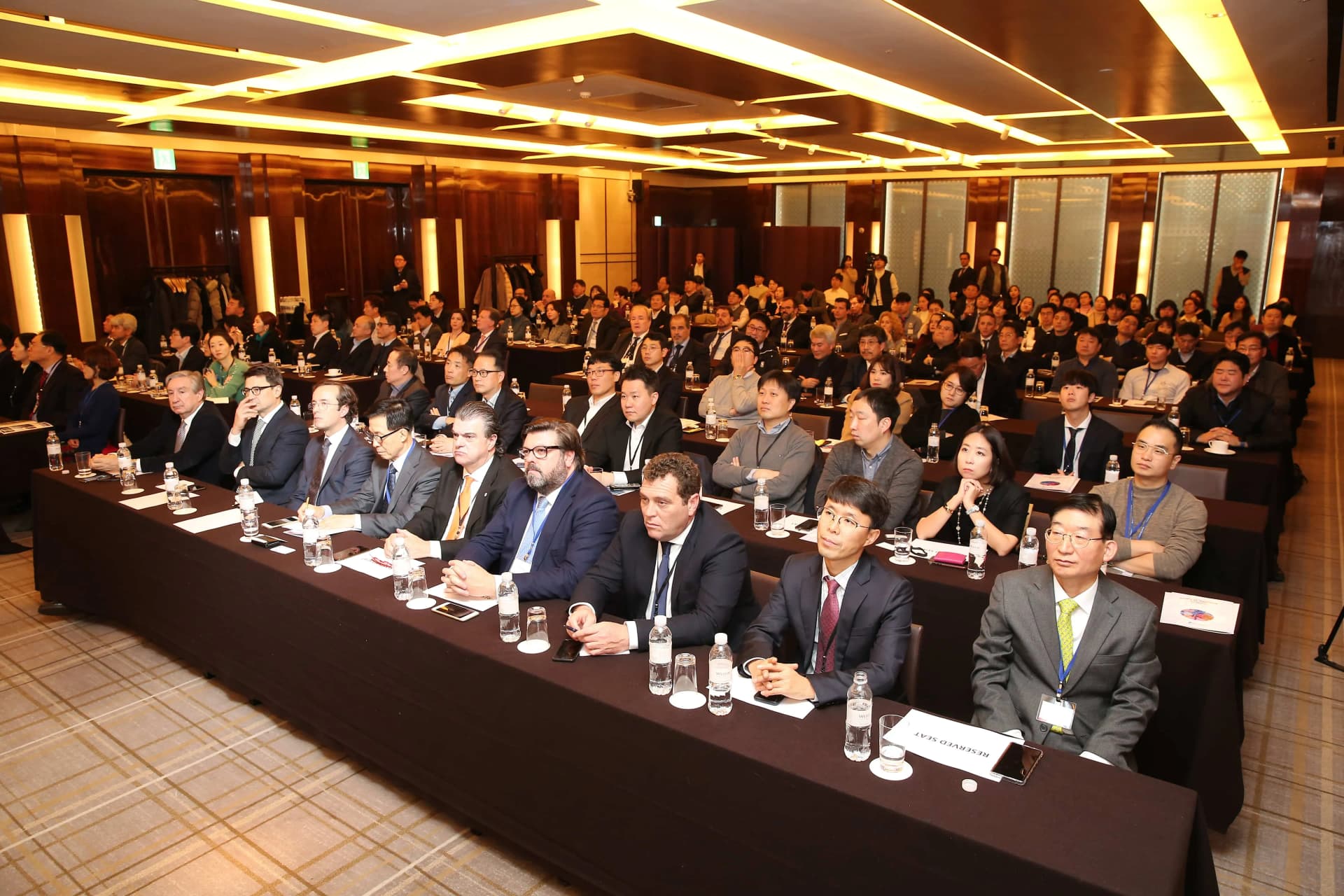 Algeciras concluye la misión en Corea con cierta euforia contenida