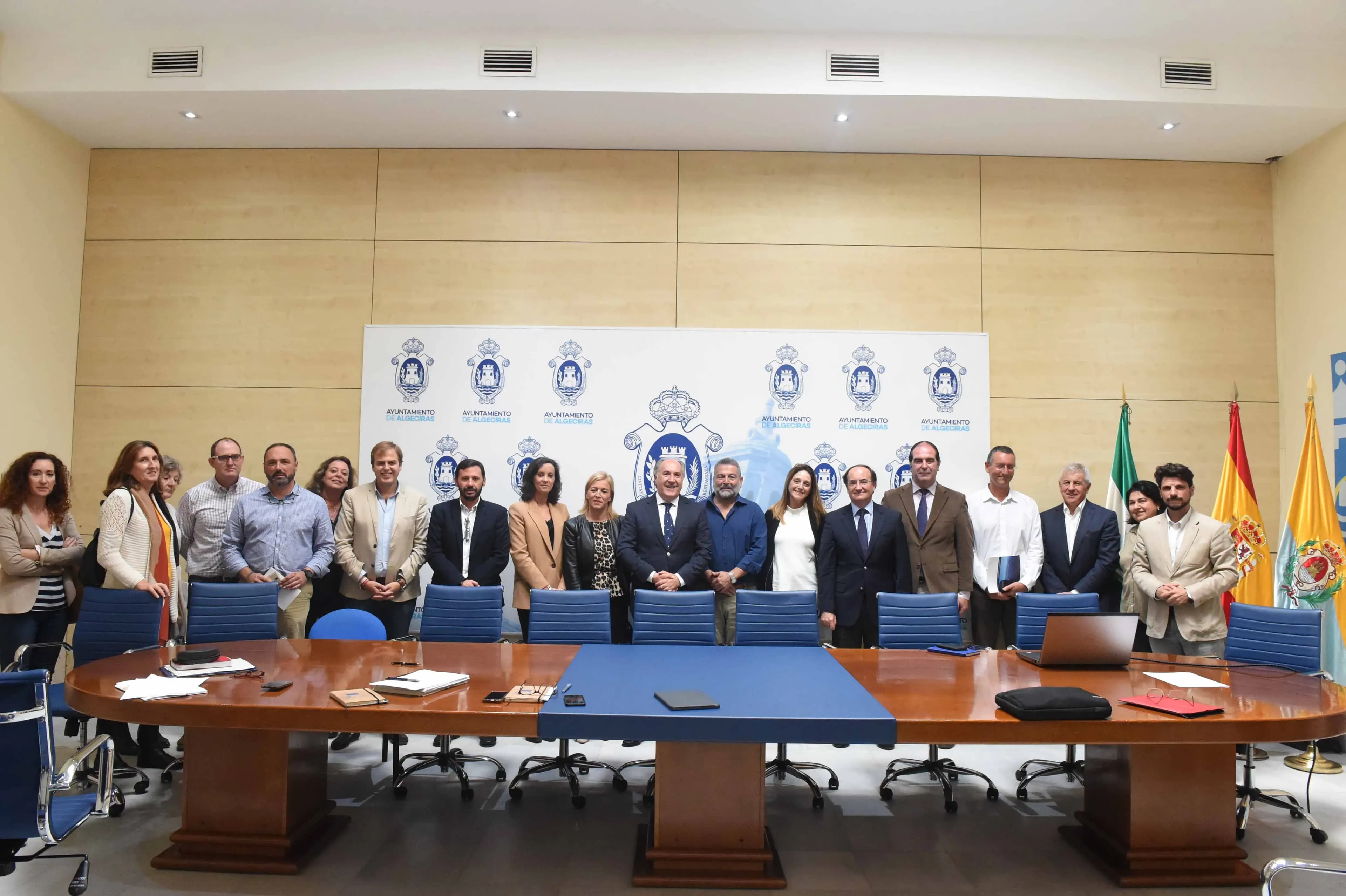 Ayuntamiento, APBA, Junta y UCA avanzan en el proceso de integración del puerto con la ciudad