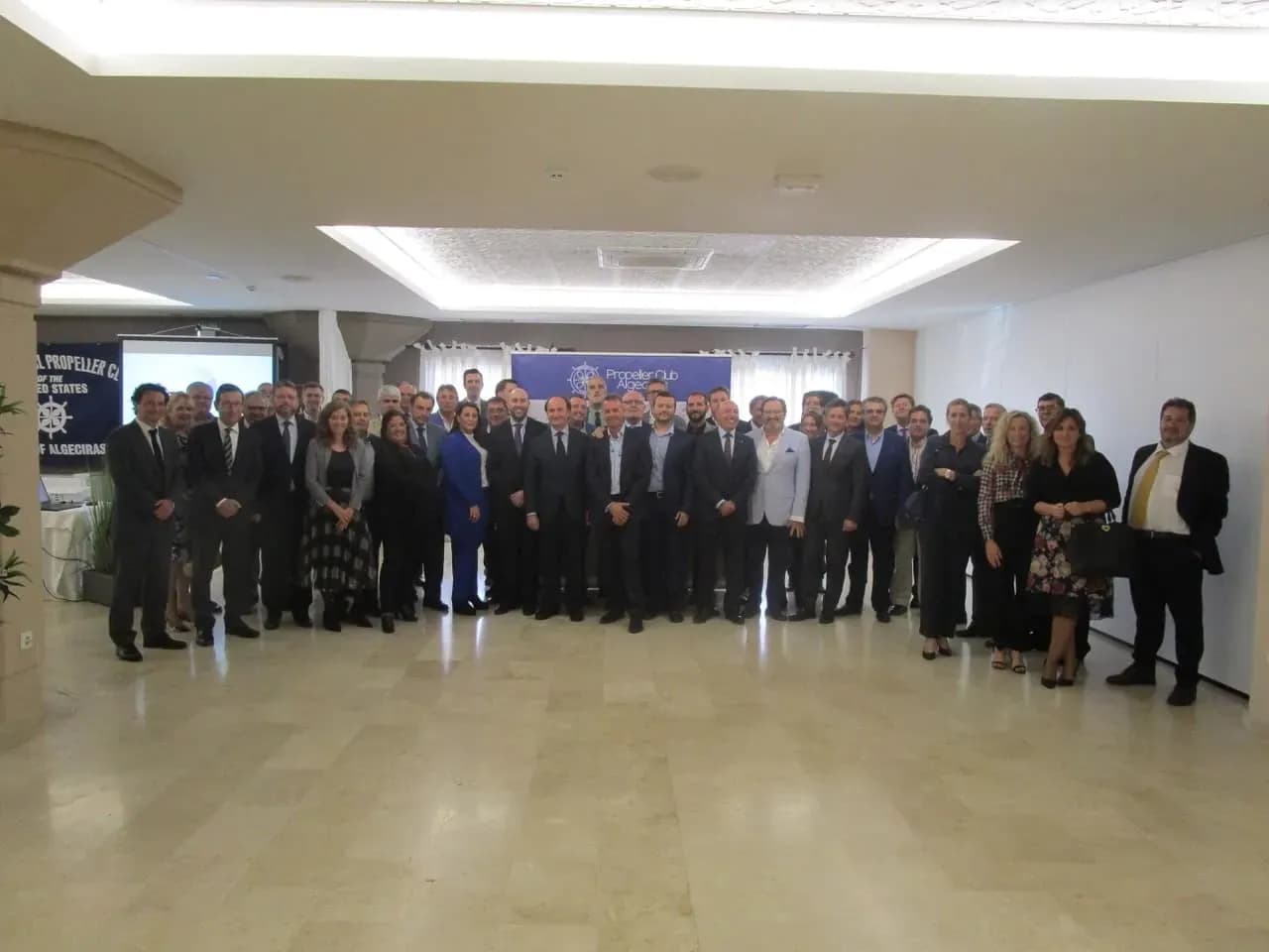 Landaluce recuerda el «potencial logístico y portuario de Algeciras»