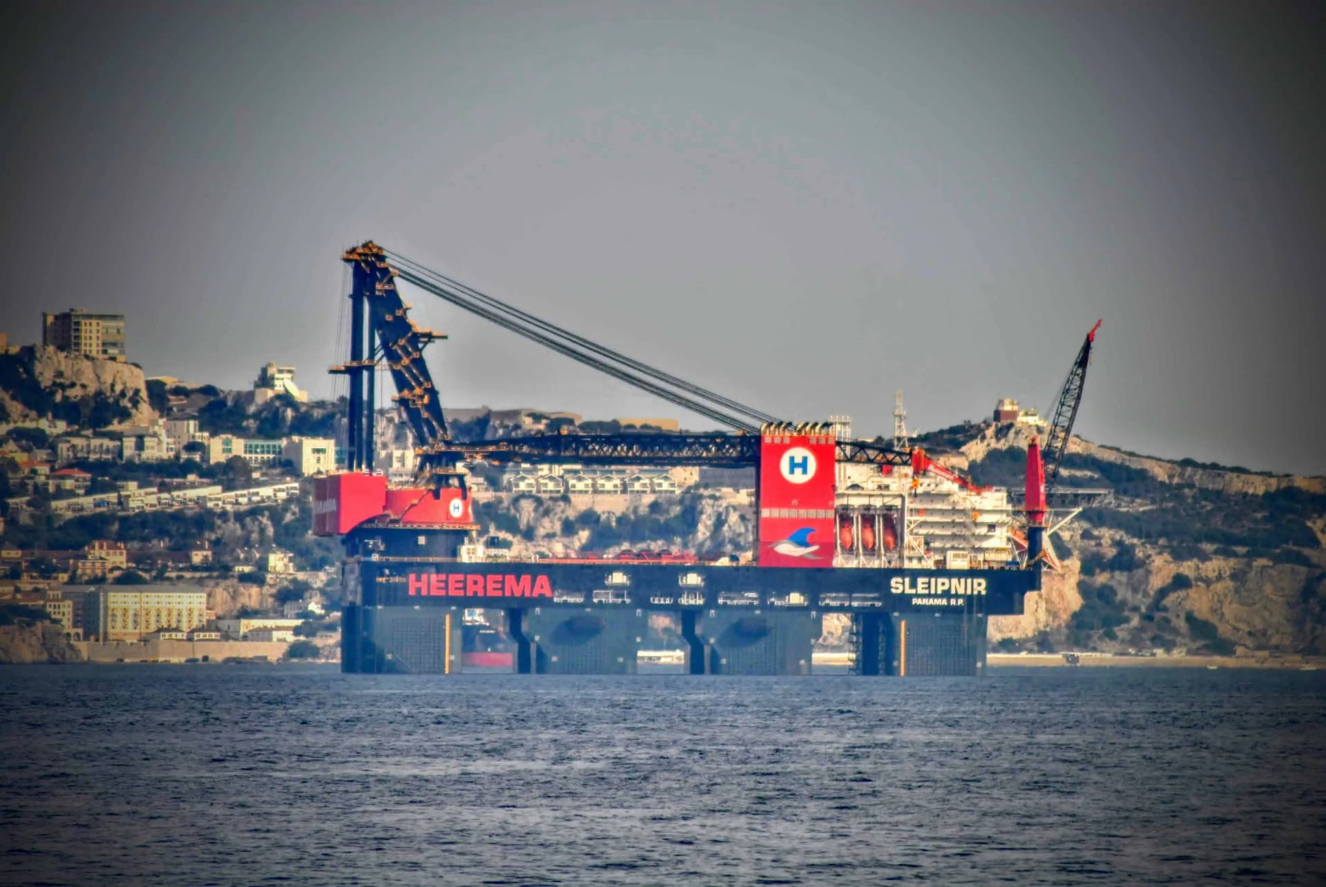 El `Sleipnir´, de nuevo se deja ver por la Bahía de Algeciras
