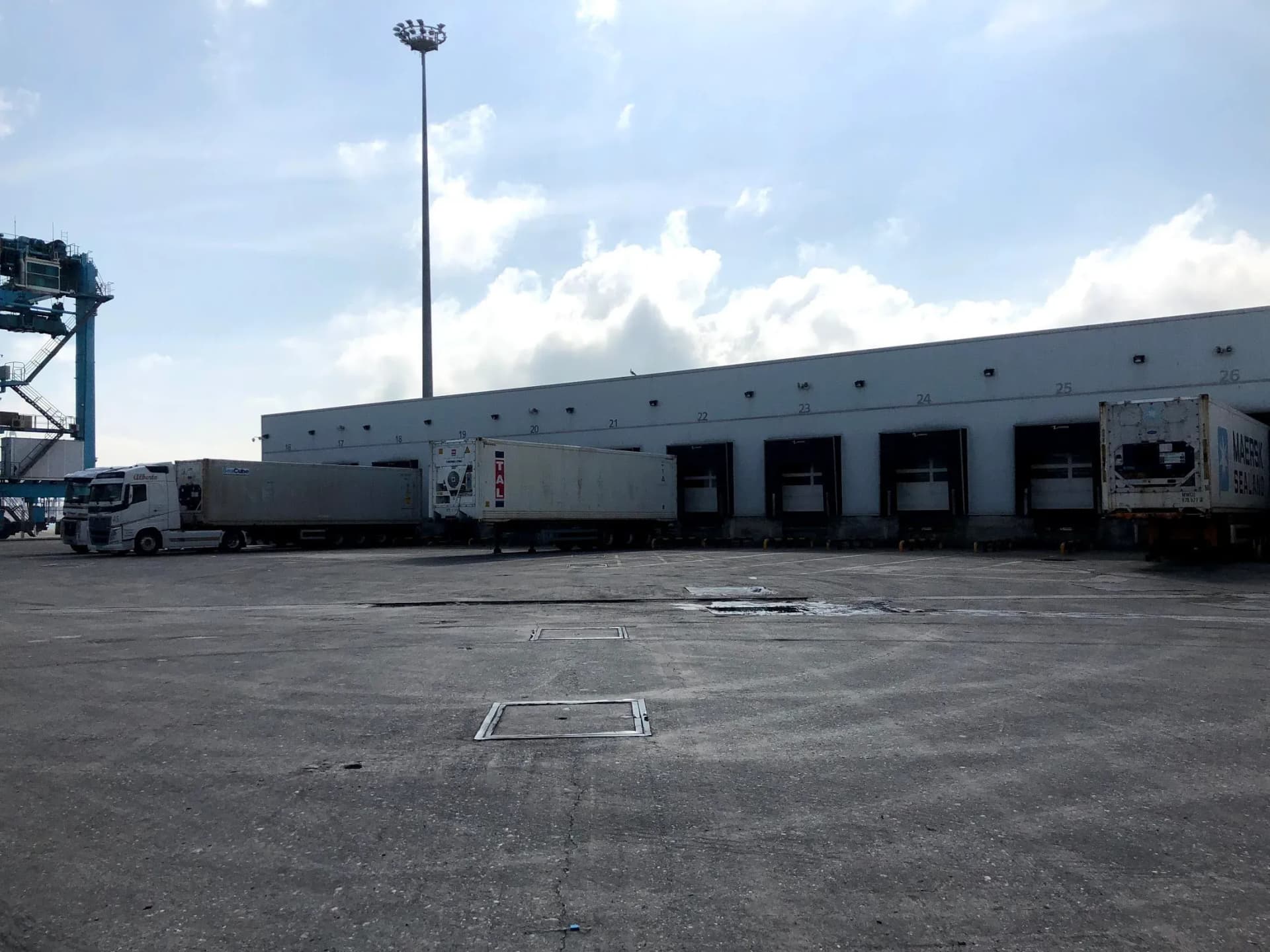 Desconvocada la huelga prevista para este jueves en Docks